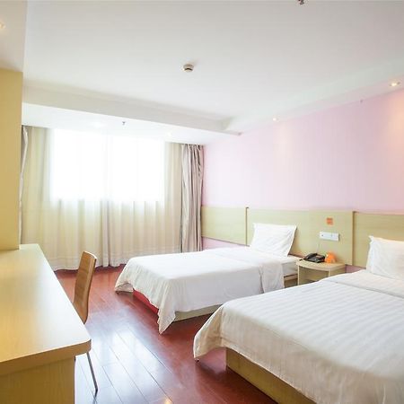 7Days Inn Guangzhou Longkou East Exterior foto