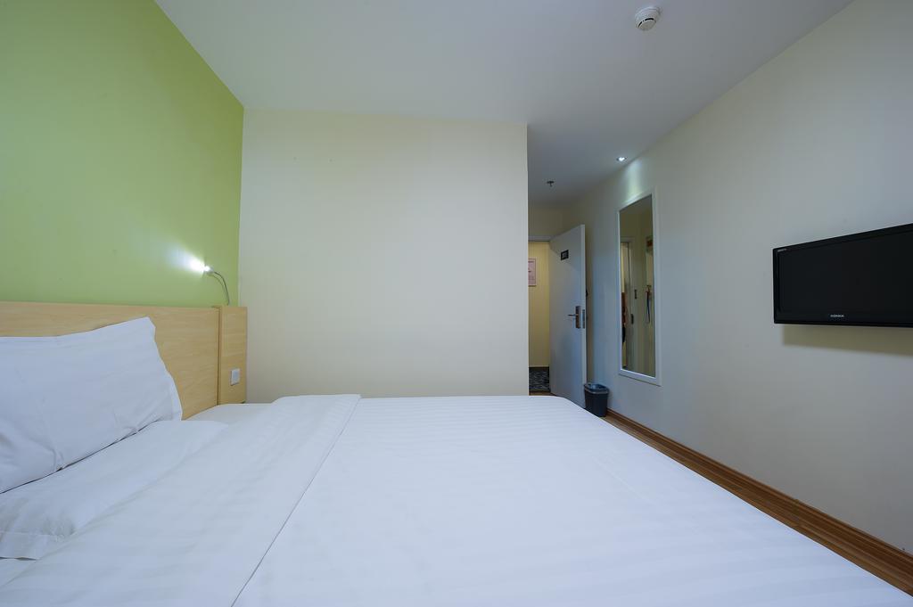 7Days Inn Guangzhou Longkou East Cameră foto