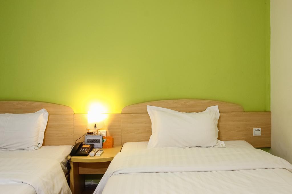 7Days Inn Guangzhou Longkou East Exterior foto
